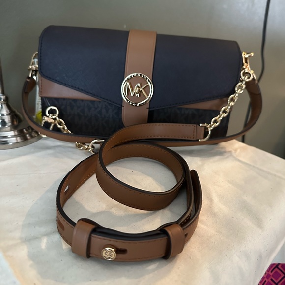 Michael Kors Handbags - MK Greenwich Faux Leather Sling Crossbody Bag
